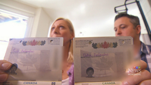 bo-me-tra-gia-dat-vi-ky-ten-vao-ho-chieu-cua-con