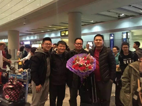 danh-nhau-voi-khung-bo-du-khach-trung-quoc-thanh-nguoi-hung-1